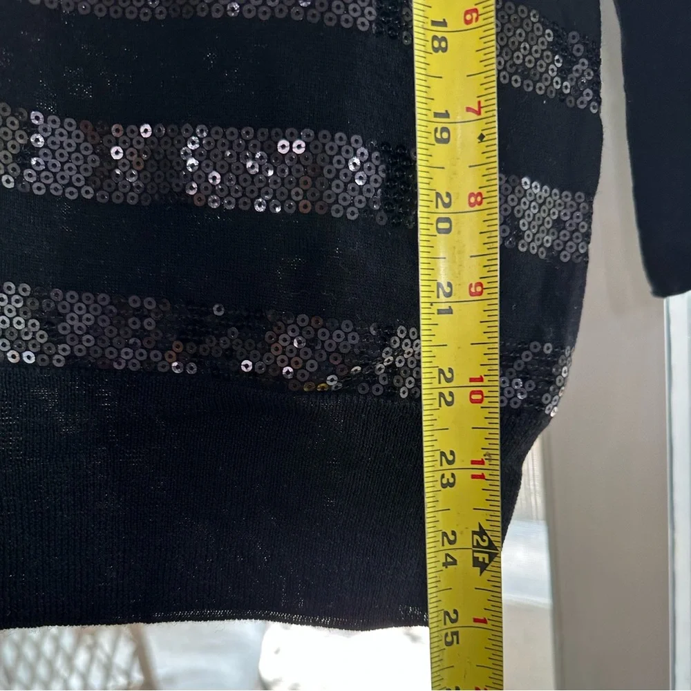 Banana Republic Sequined Striped Merino Wool 3/4 Sleeve Black Sweater Medium - Picture 14 of 16